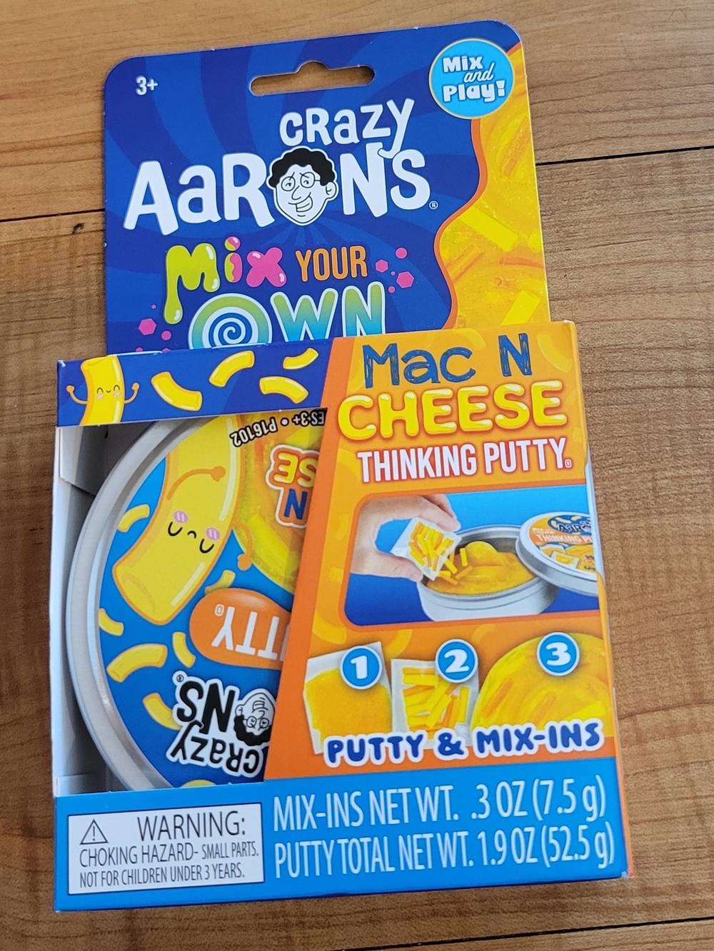 NIB Crazy Aaron's Mac N Cheese Thinking Putty